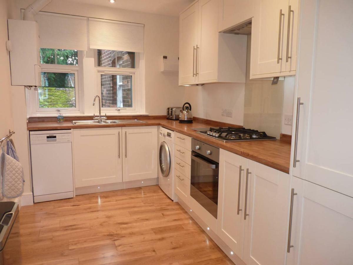 Brockenhurst Apartments Buitenkant foto